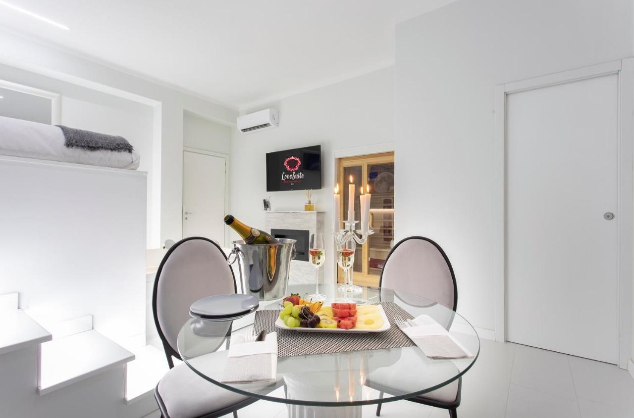 Love Suite Roma - Il Nido D'Amore Extérieur photo